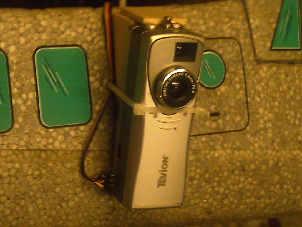 Twin
                  Star